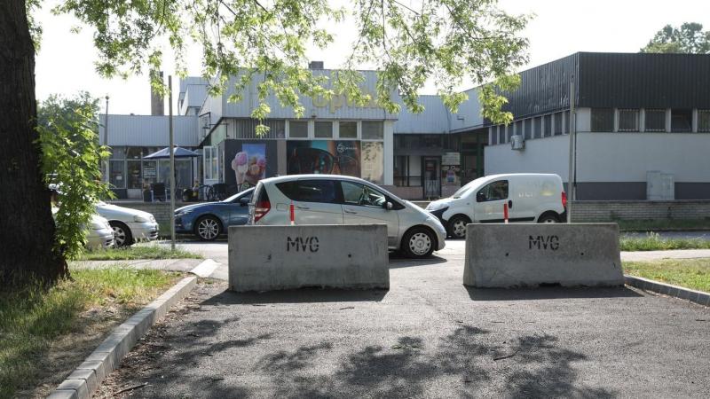 Született egy végső határozat: a parkoló továbbiakban zárva tart.
