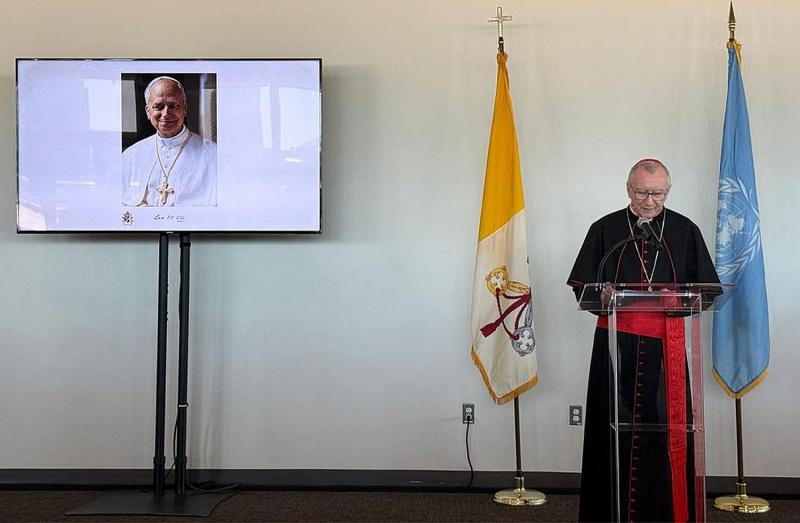 Parolin bíboros az ENSZ keretein belül bemutatta XIV. Leó pápa leglényegesebb politikai irányvonalait, amelyek a katolikus egyház társadalmi és globális szerepvállalását hivatottak megerősíteni.