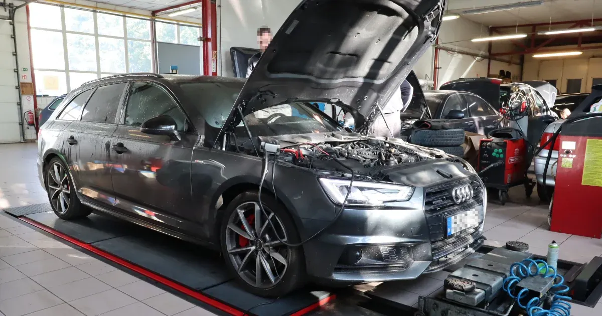 Apróbb hibák miatt hirdették meg, és a használt Audi A4 TDI javítása végül több mint kétmillió forintba került.