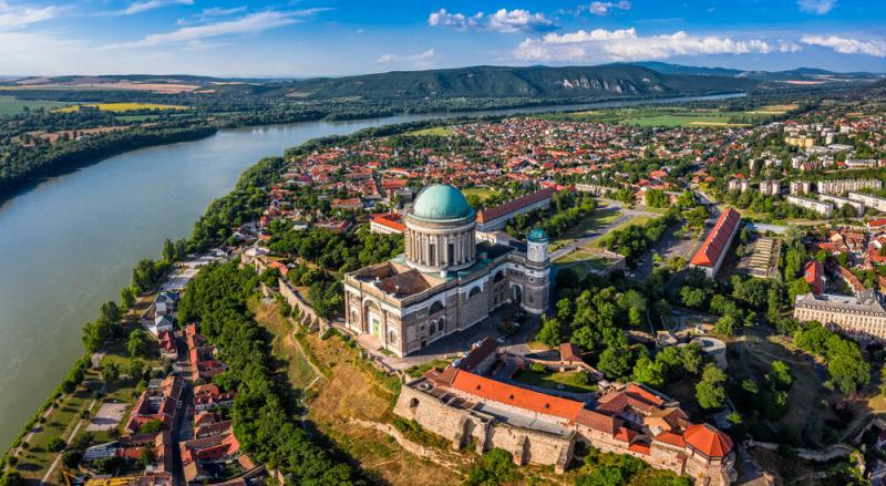 Évtizedek óta nem tapasztalt ennyire intenzív érdeklődést a vidéki ingatlanok iránt; szeptembertől kezdődően egy soha nem látott hullám veszi kezdetét. - Üdvözlet Magyarországnak!